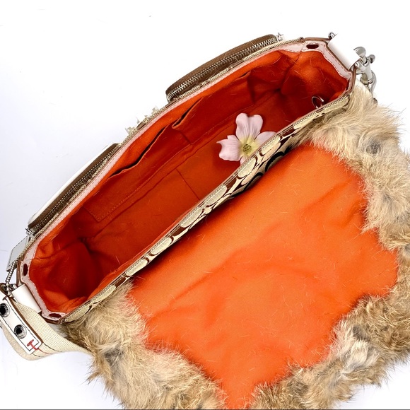 EUC COACH Fur Signature Ski Flap Shoulder Bag - Picture 13 of 16